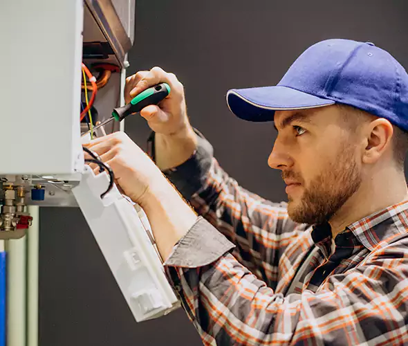 Expert Plumber for Tankless Water Heater Maintenance in Roswell, GA: Schedule Professional Maintenance Services with Us